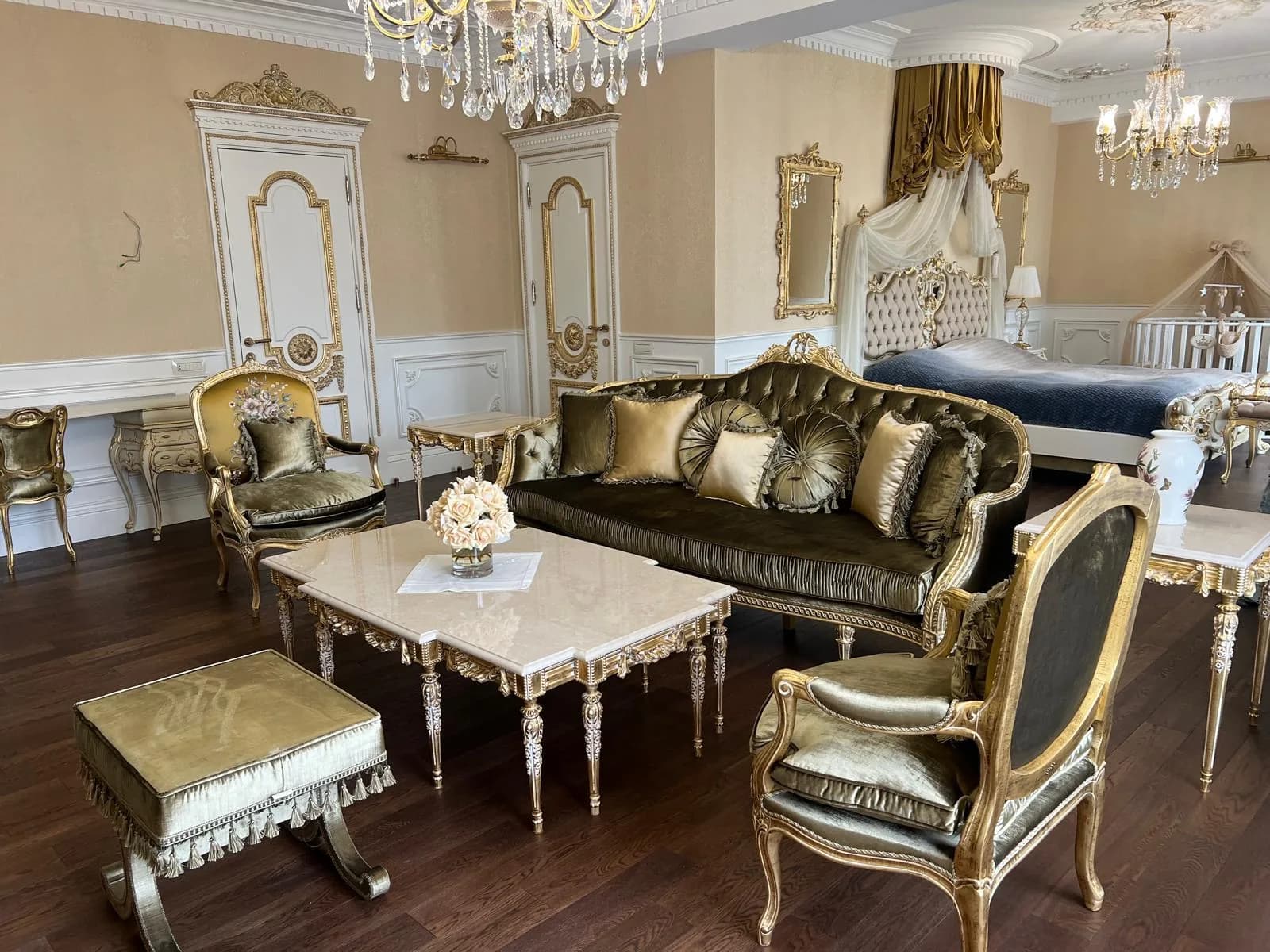 Novkhani Villa, photograph of the finished interior